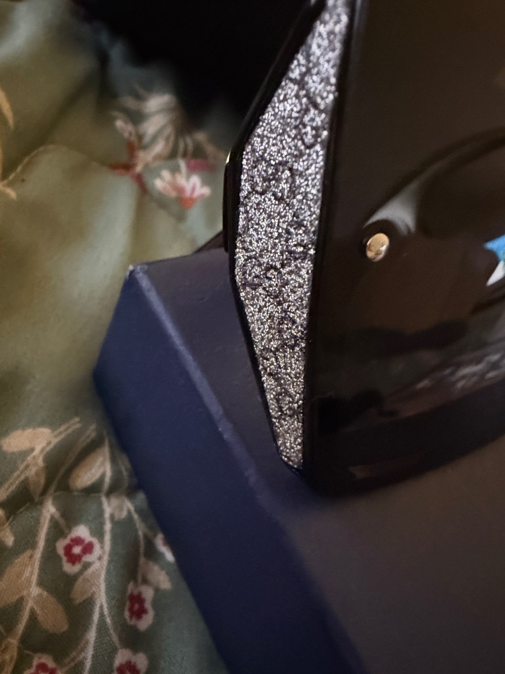 Gucci Rimless Shield Sunglasses in Smoke Black - Picture 7 of 9